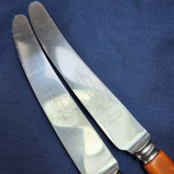 Sheffield Duracut Knives Bakelite Handle Stainless Steel Dinner Knife Lot of 2 - Picture 2 of 11
